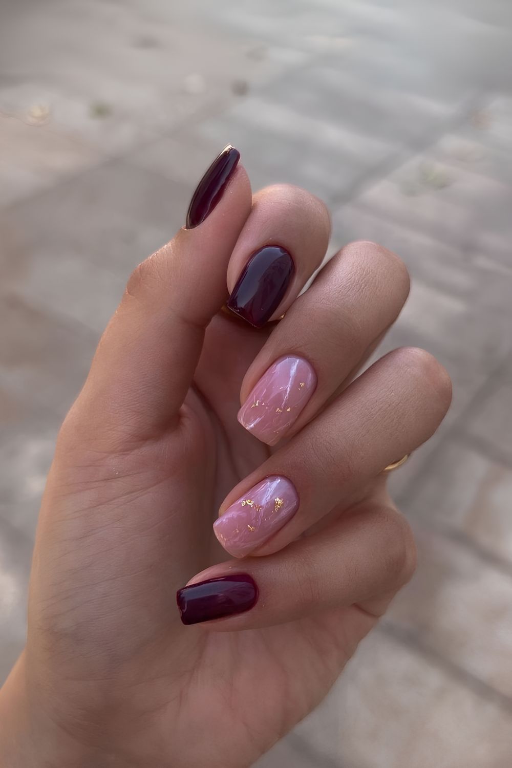 Chery mocha and pink marble nails