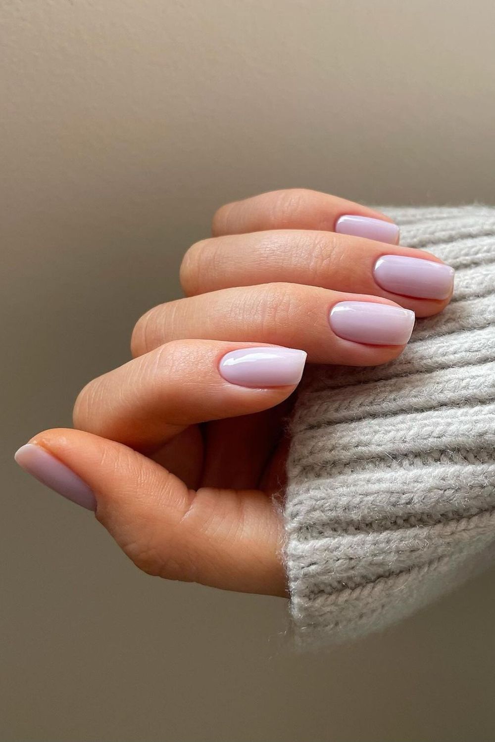 Light lavender nails