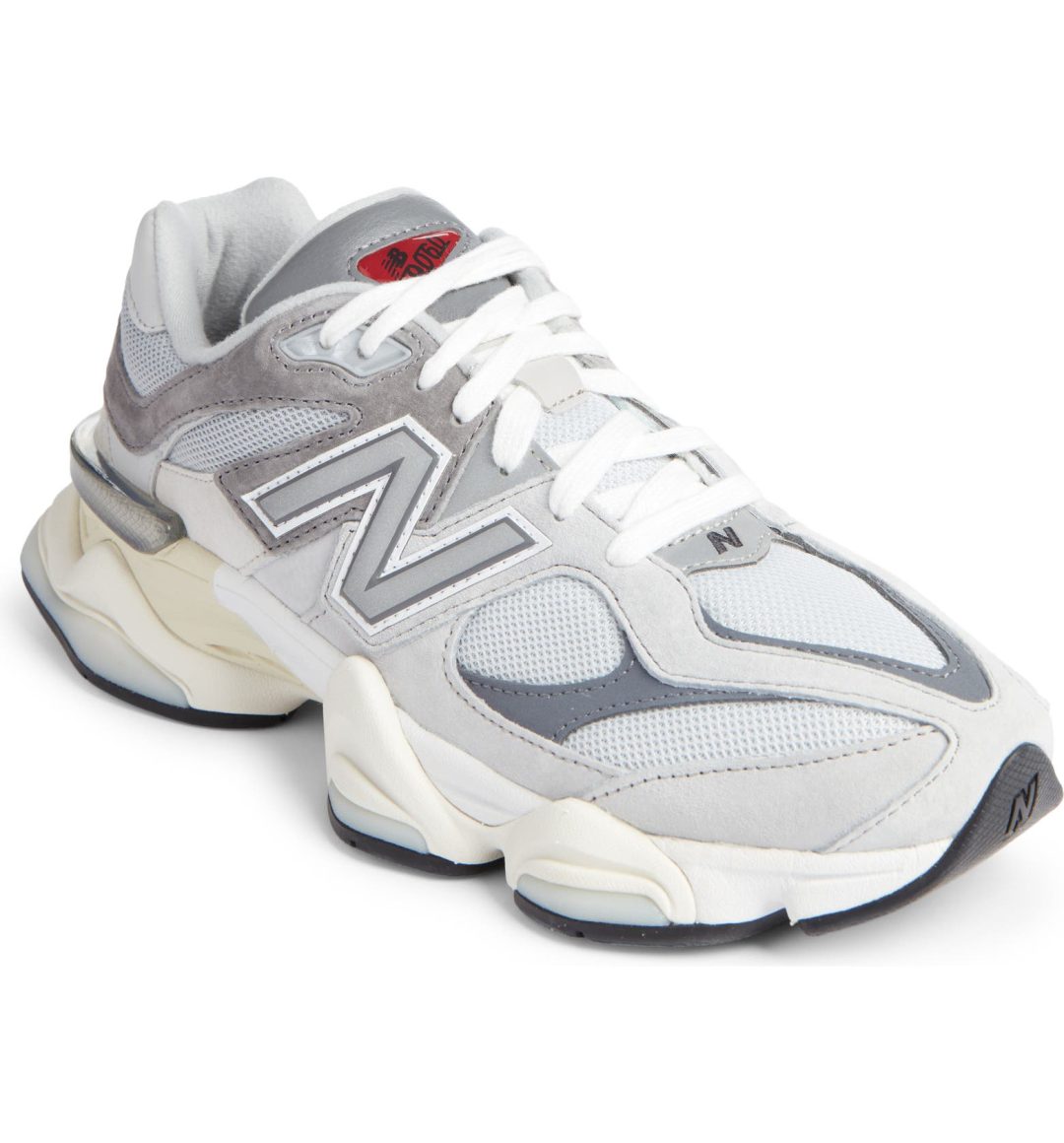 Grey and white New Balance Gender Inclusive 9060 Sneaker 