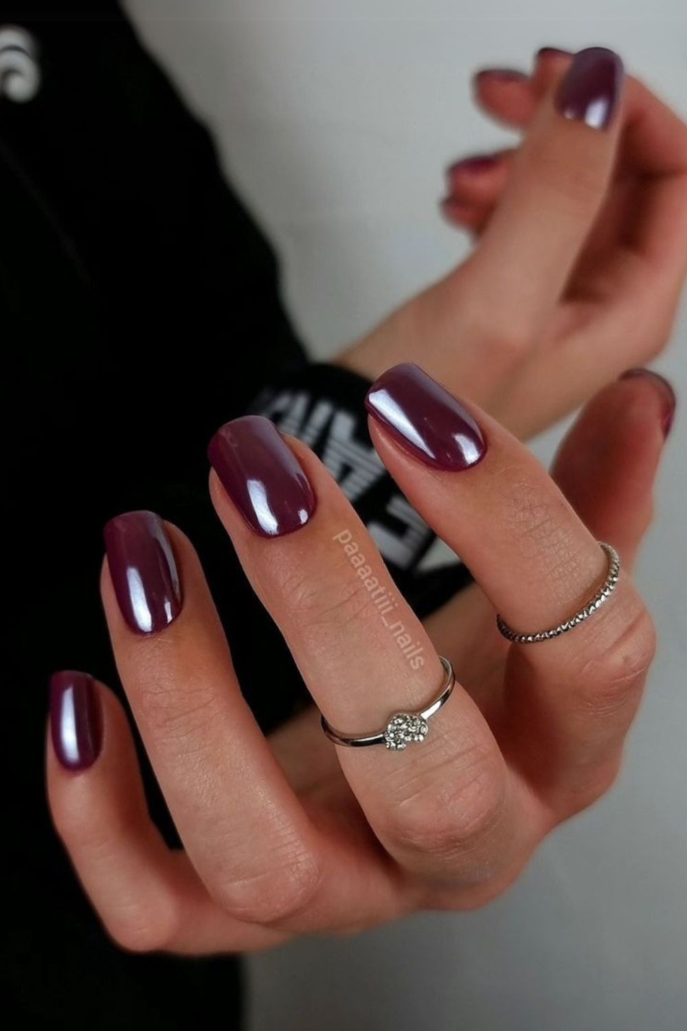 Plum chrome nails