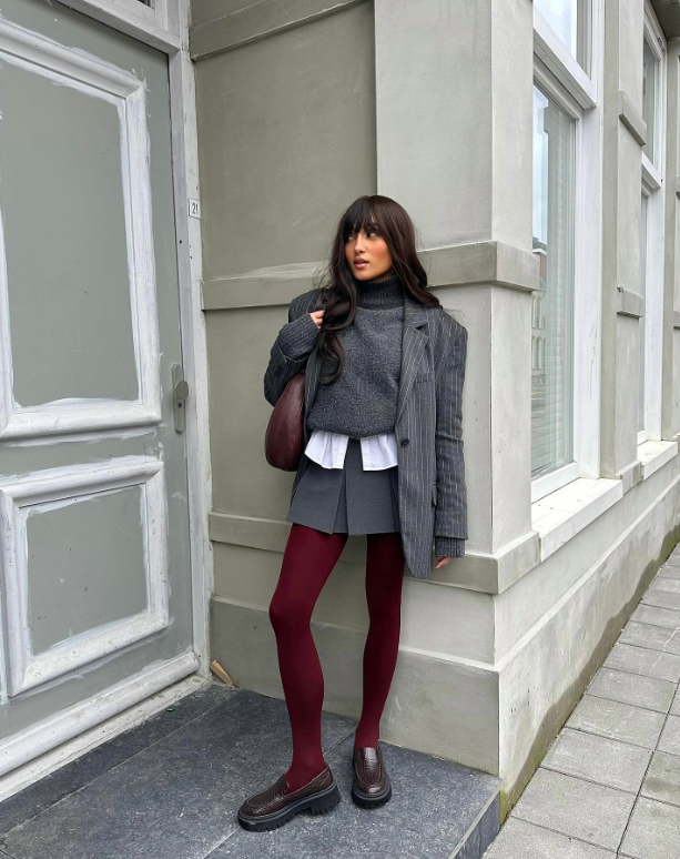 january outfits, january outfits for women, january outfits for women 2024, january outfits for women 2025, january outfits for women casual, janaury outfits aesthetic, january outfit ideas, winter outfit aesthetic winter outfit ideas, winter skirt outfit, burgundy tights outfit