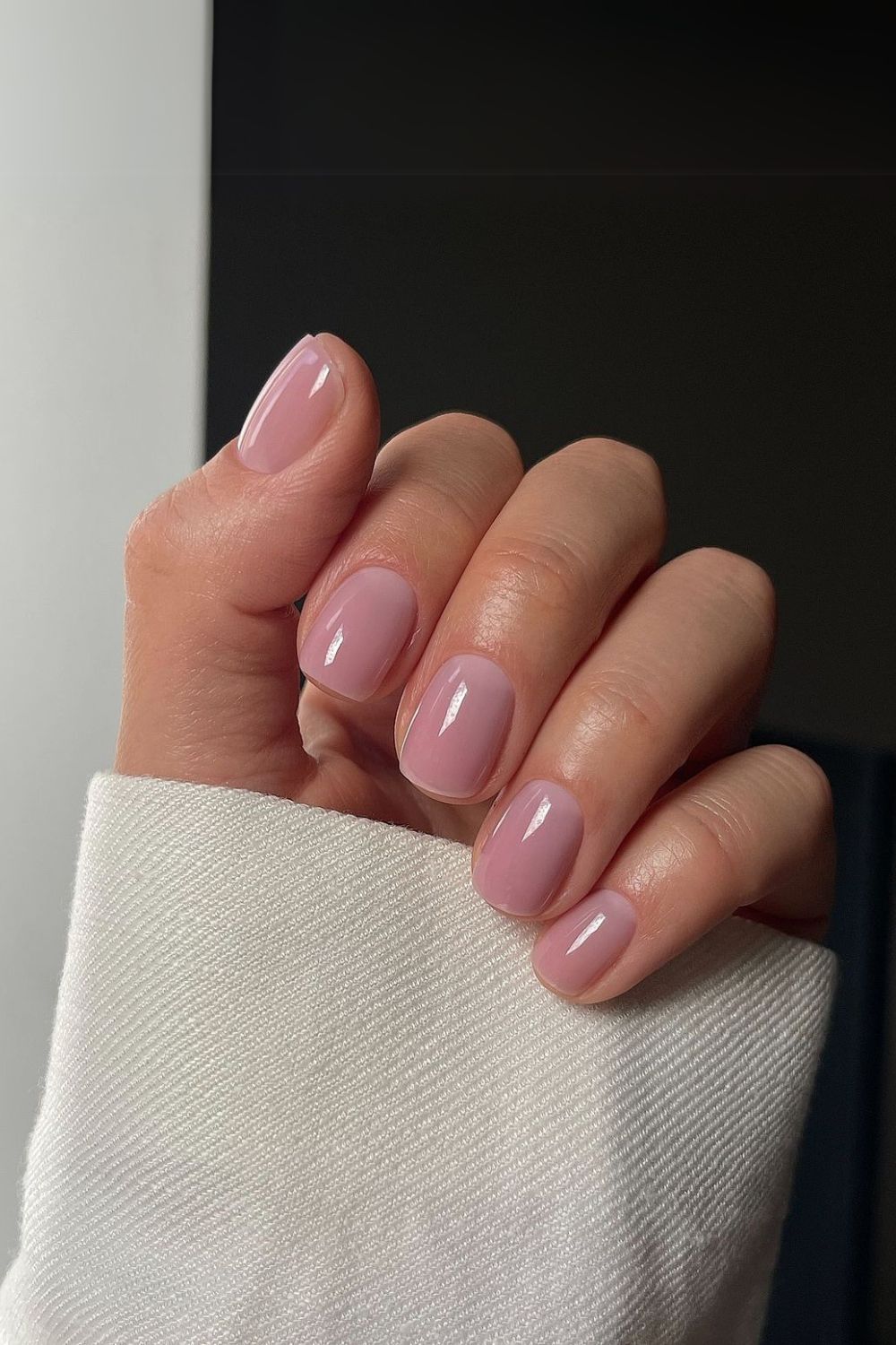 Semi-sheer mauve jelly nails