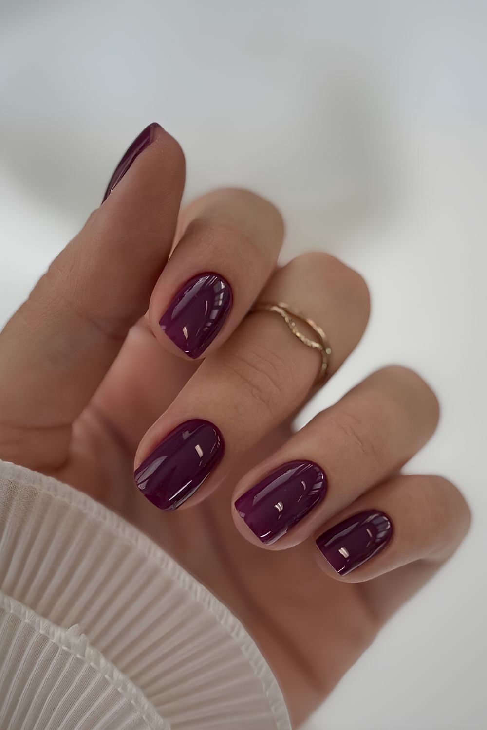 Solid mulberry purple nails