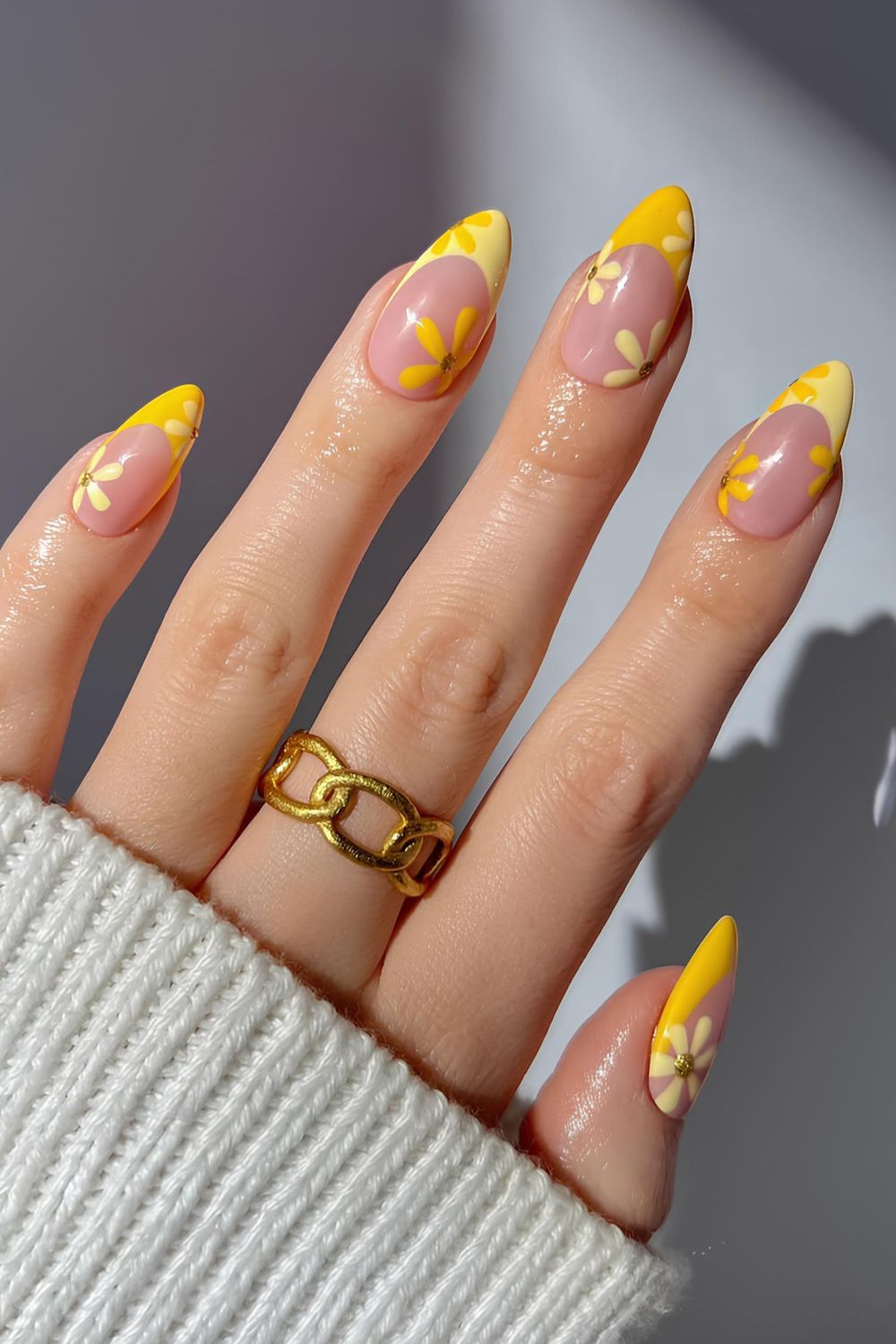 Yellow French mani with sunflower art