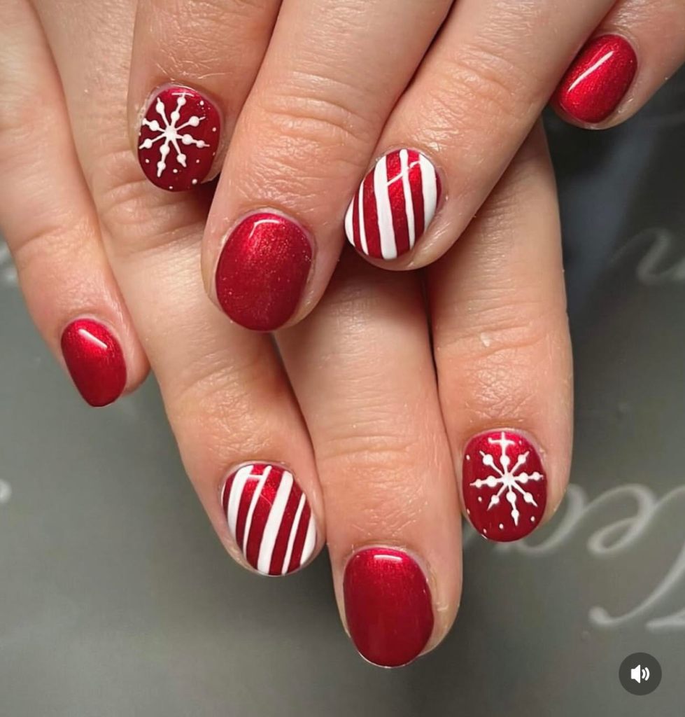 red christmas nail ideas