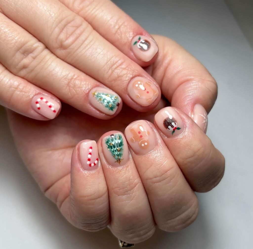 short christmas nail idea