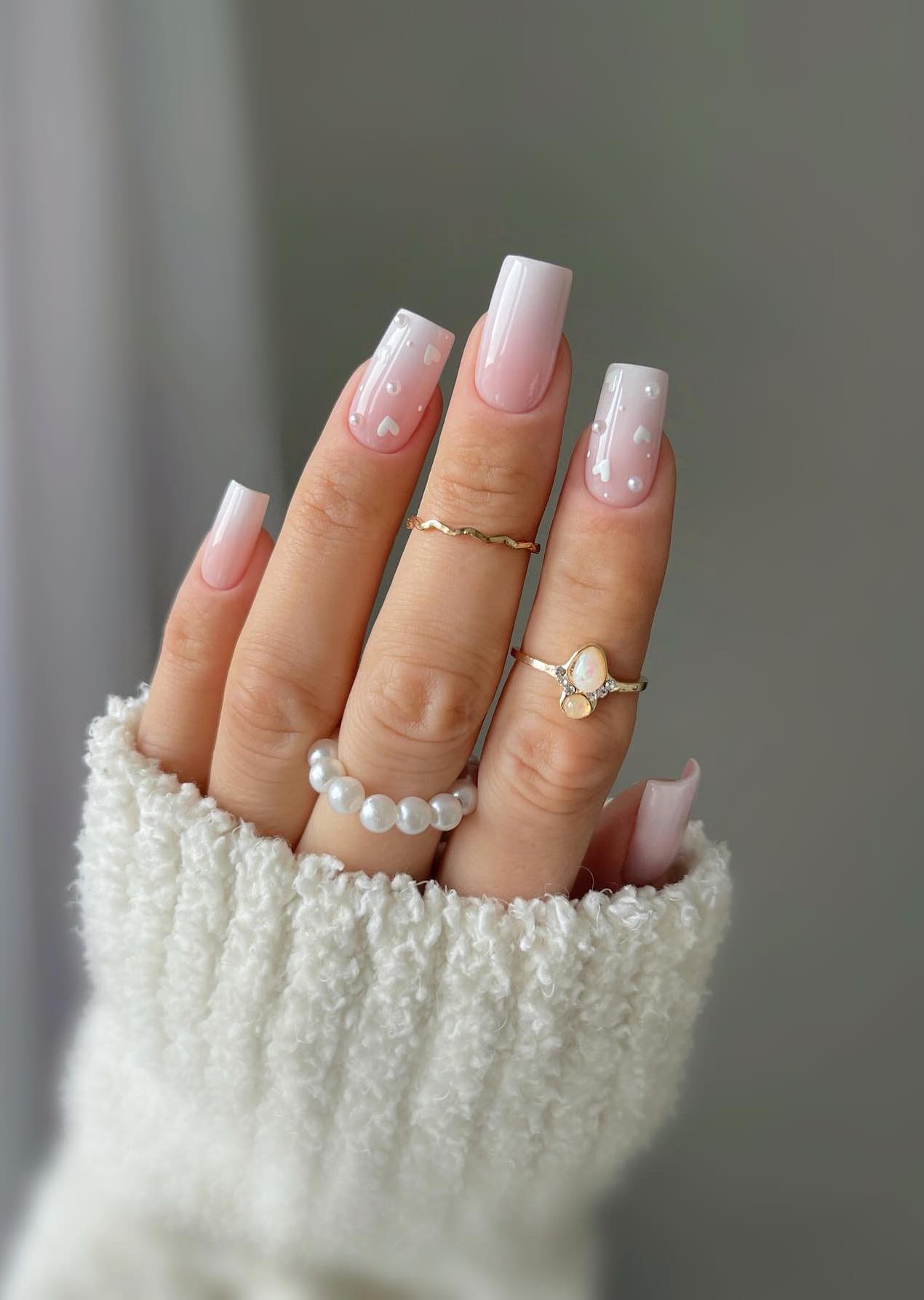 White frombre nails with hearts