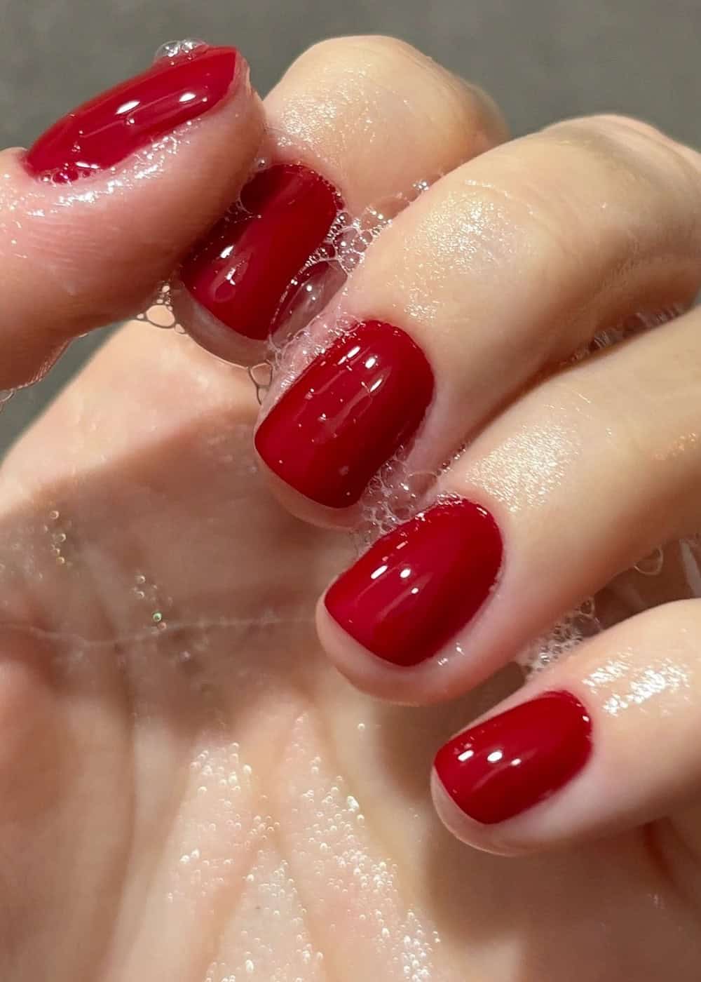 short red nails